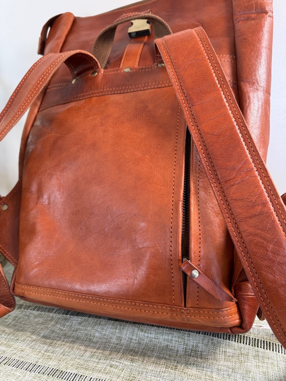 Berliner Bags Made in Germany Leather Backpack Laptop Bag Cognac Brown - Picture 6 of 9